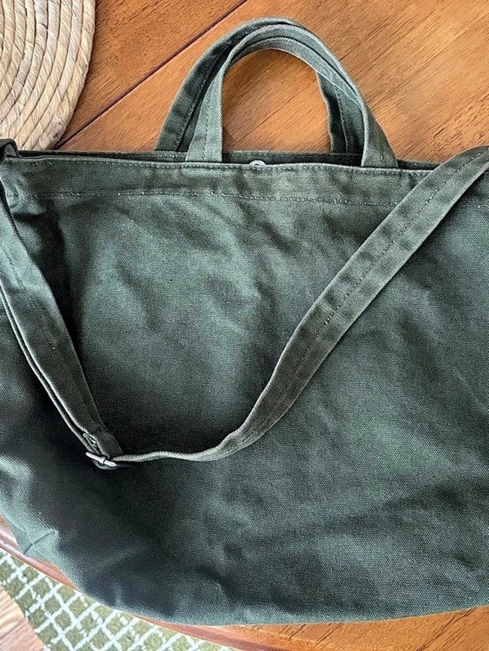 Baggu Horizontal Duck Bag Canvas Tote in Green